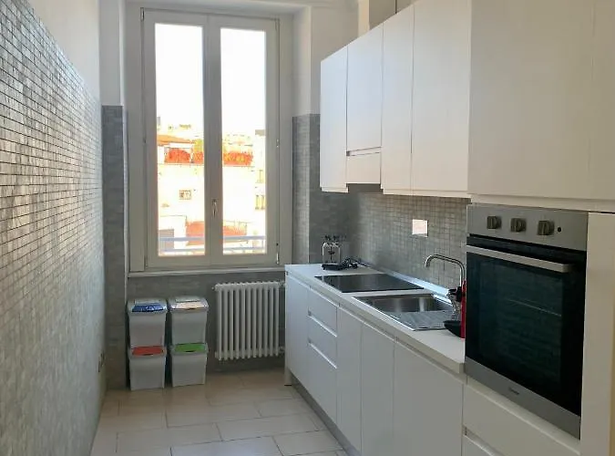 Crispi 2enty At Spanish Steps Апартаменты