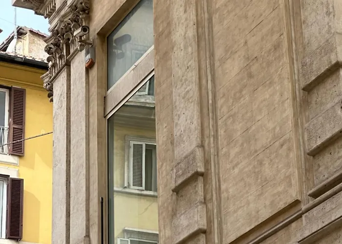 Crispi 2enty At Spanish Steps Апартаменты *